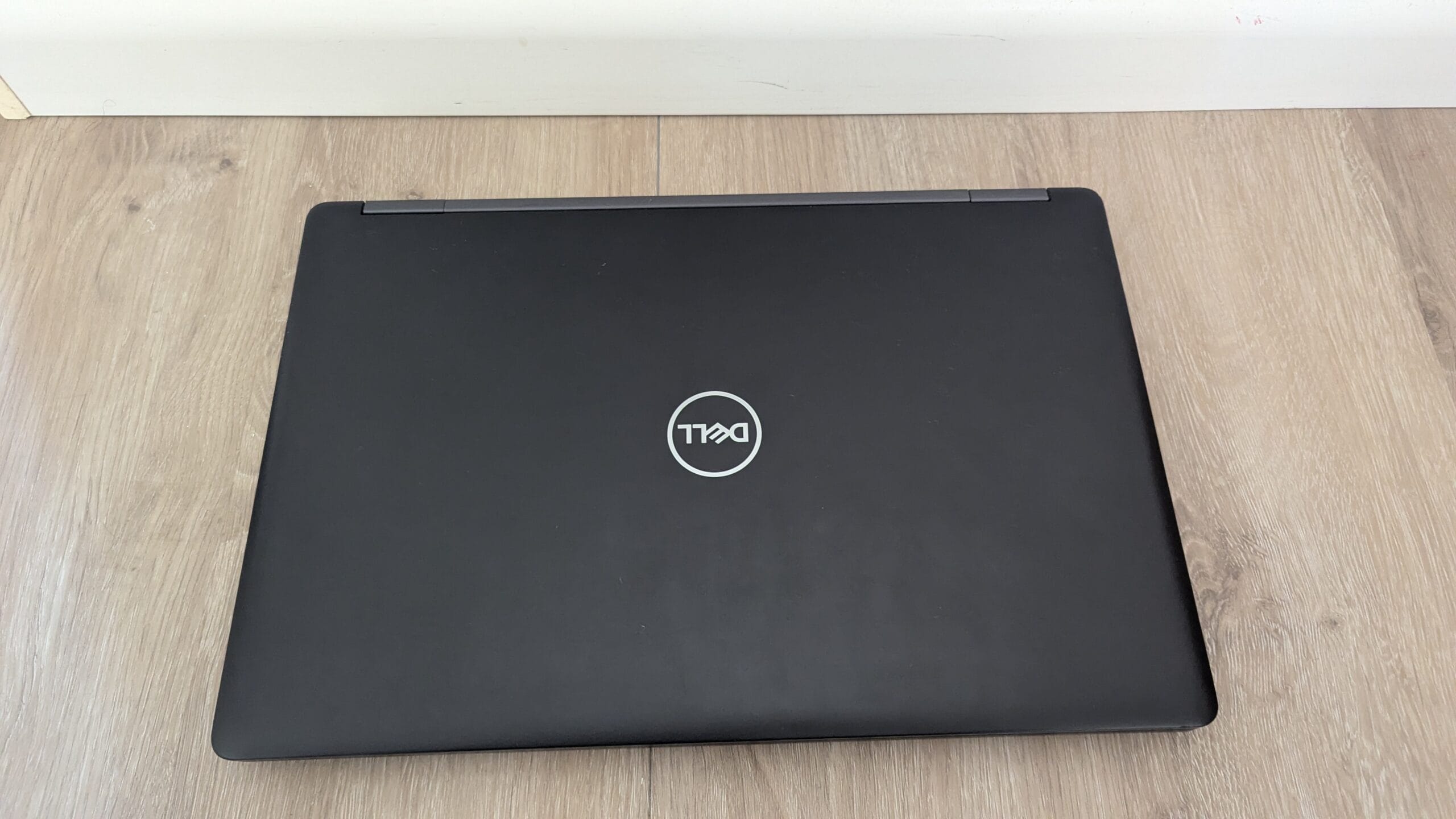Dell lattitude 5590 15.6 inch